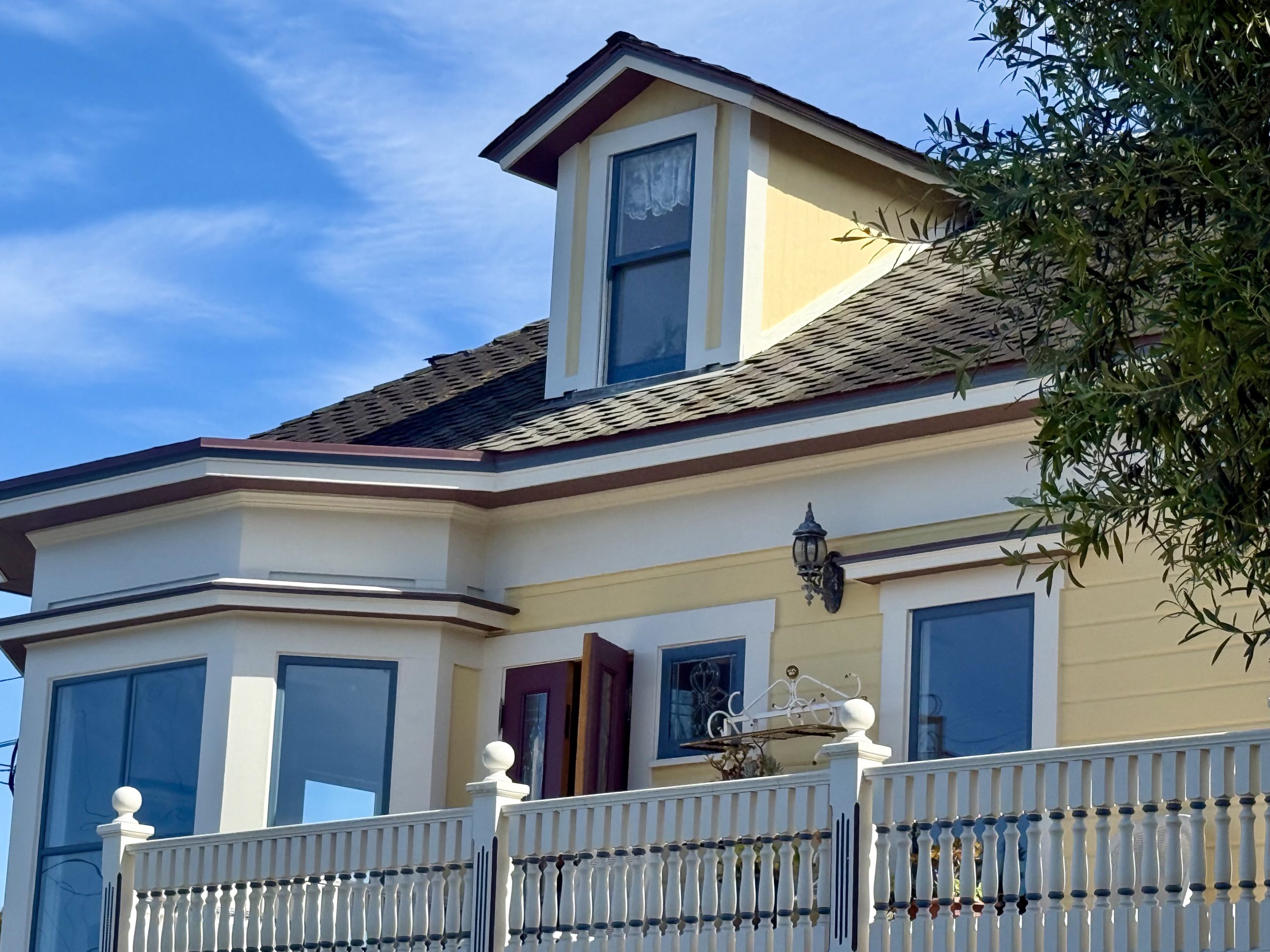 Pacific Grove, City of Homes #14: 131 7th Street