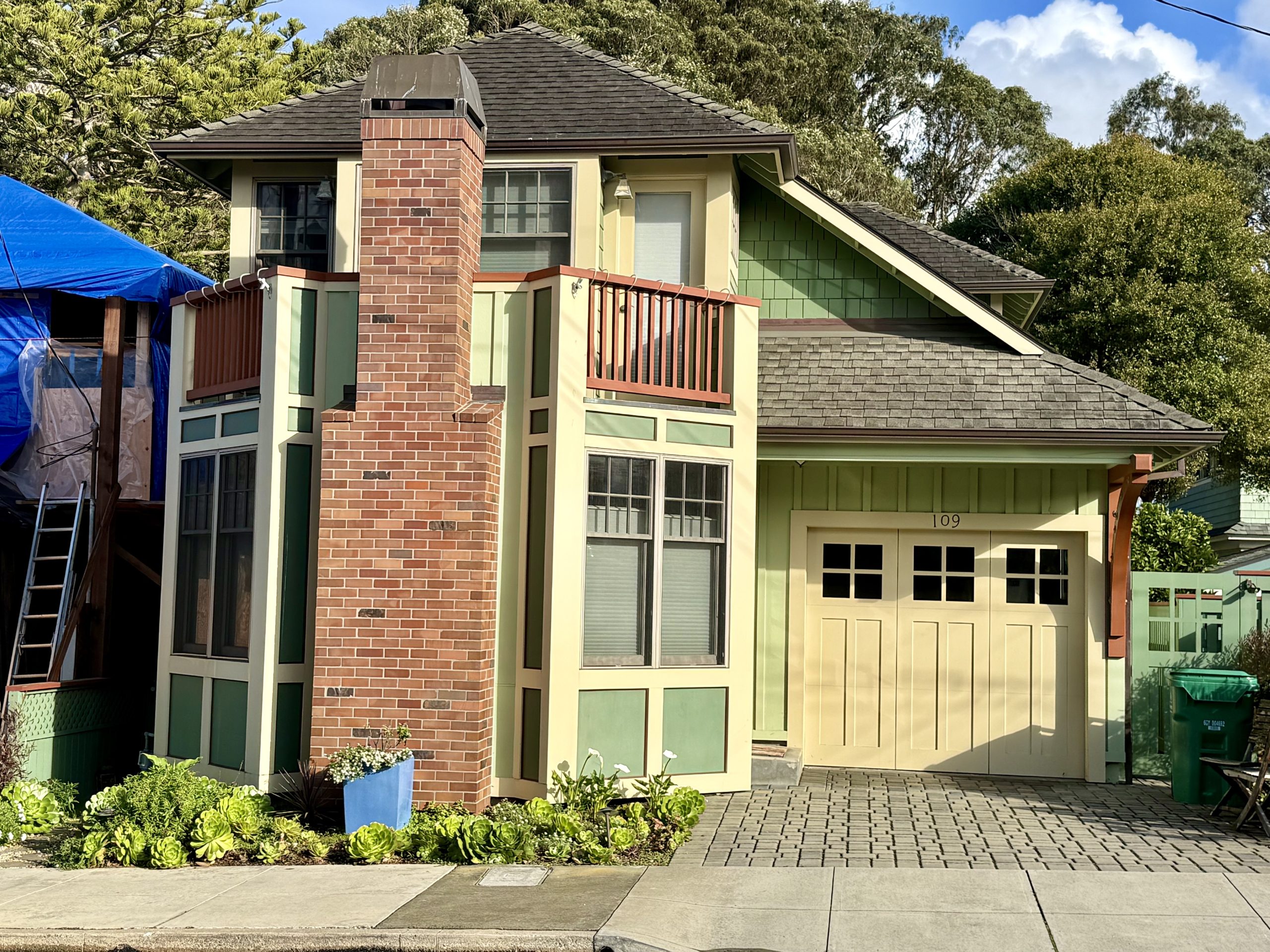 Pacific Grove, City of Homes, #26: 109 14th Street