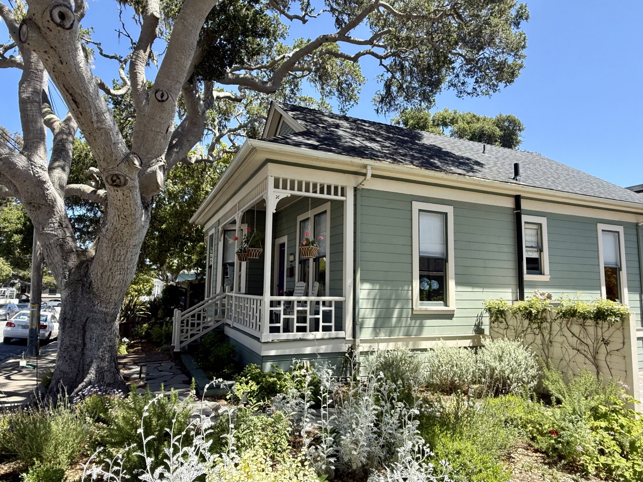 Pacific Grove, City of Homes, #25: 215 Lobos Avenue