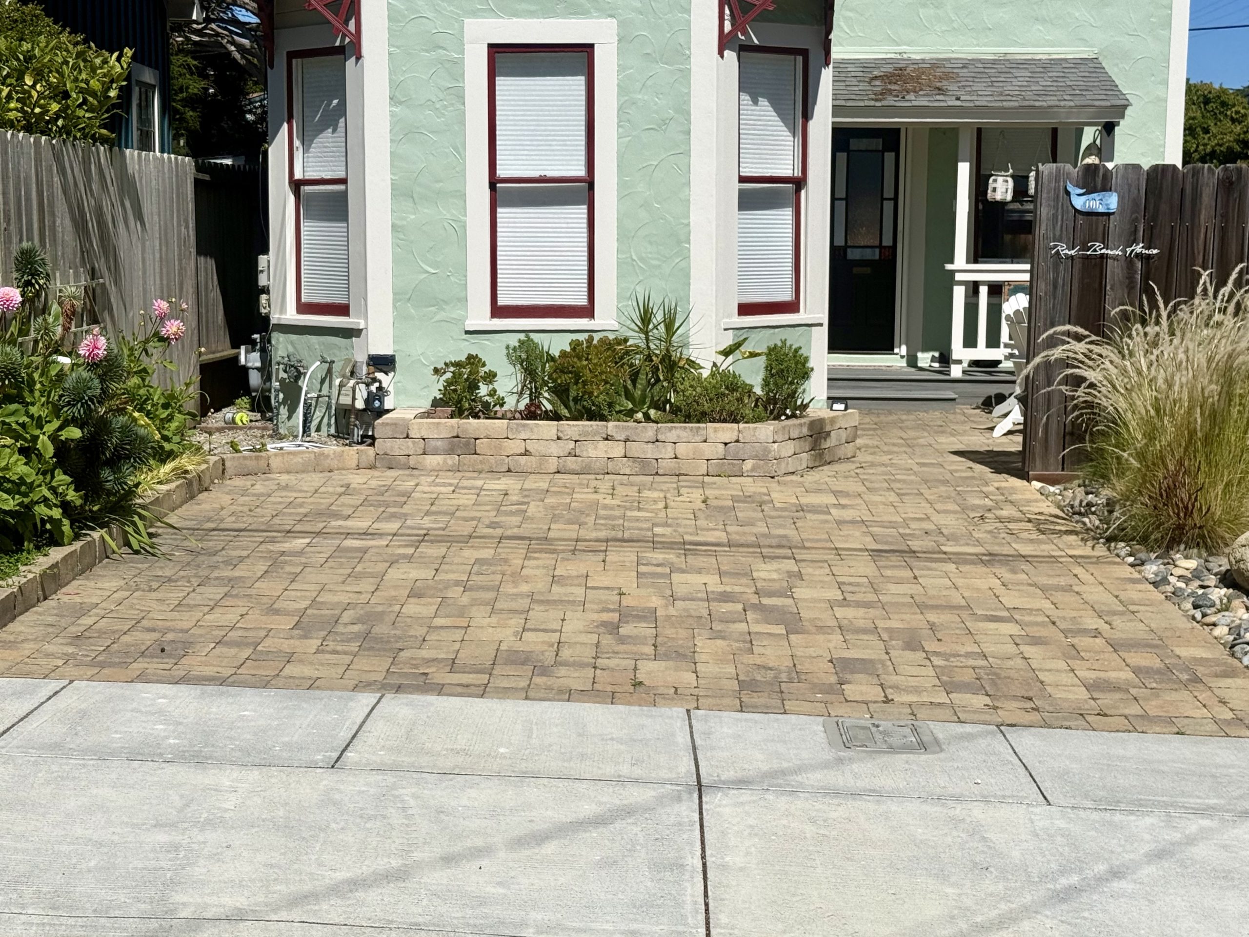 Pacific Grove, City of Homes, #367: 106 19th Street