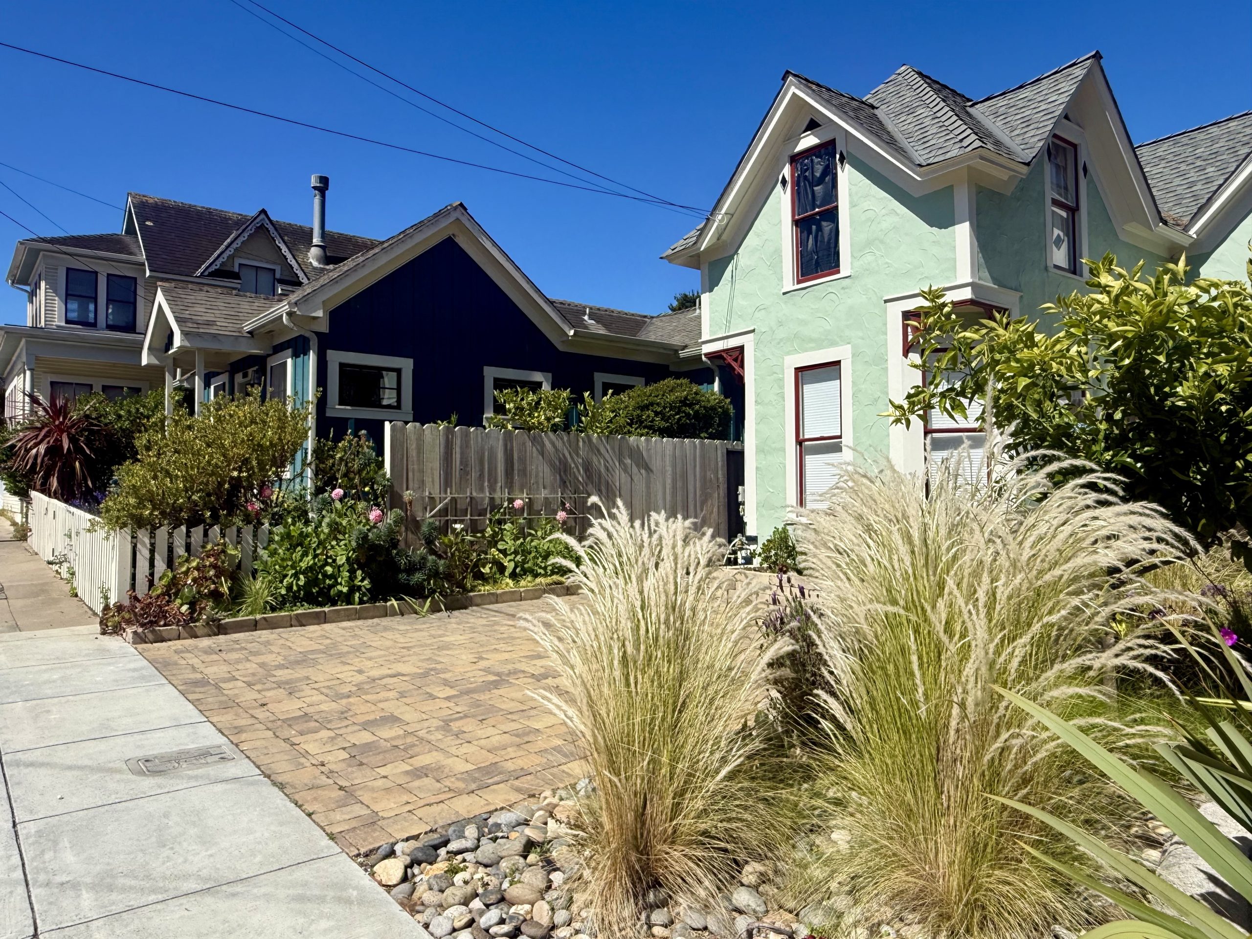 Pacific Grove, City of Homes, #367: 106 19th Street