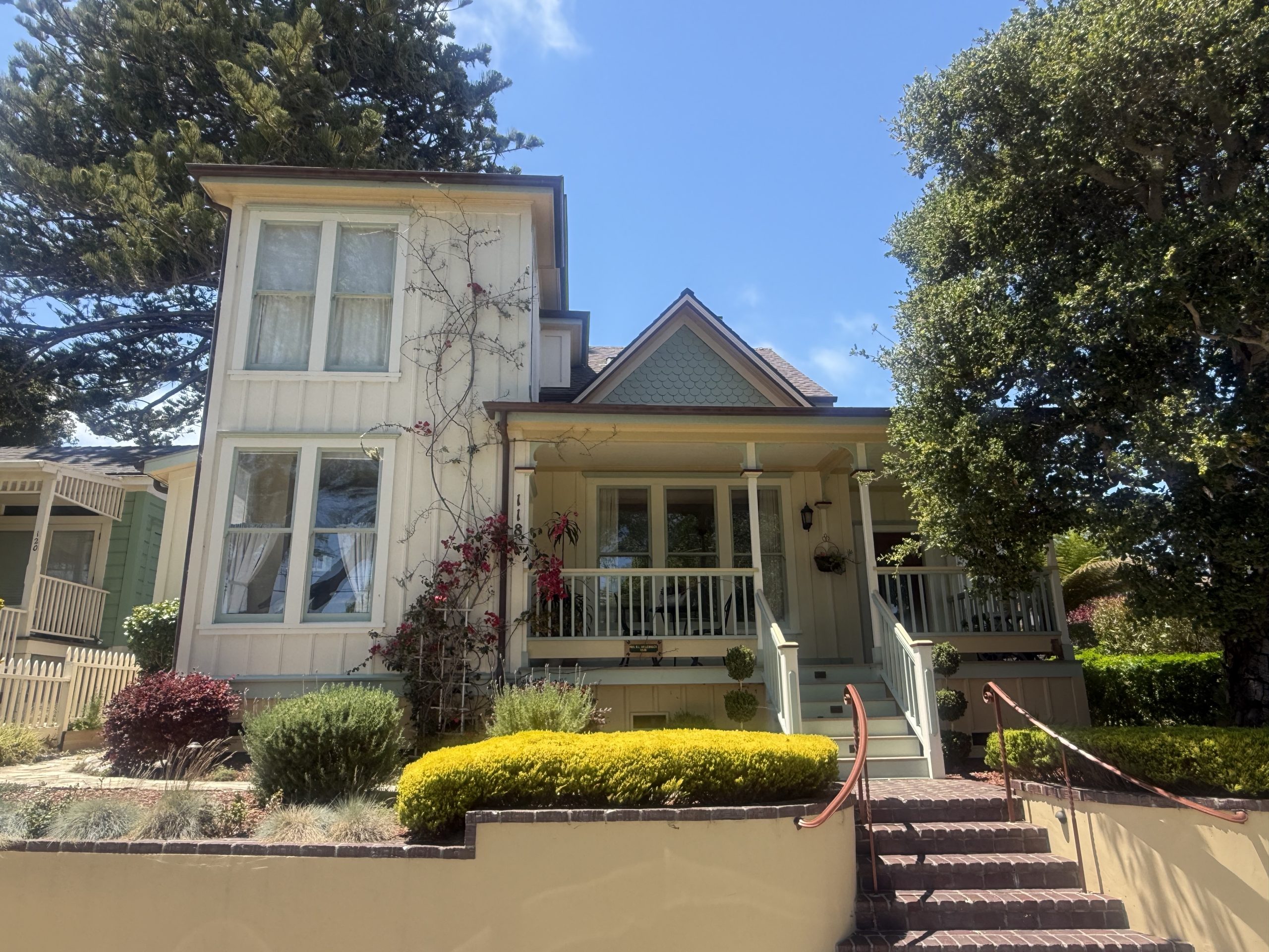 Pacific Grove, City of Homes, #39: 118 Caledonia Avenue