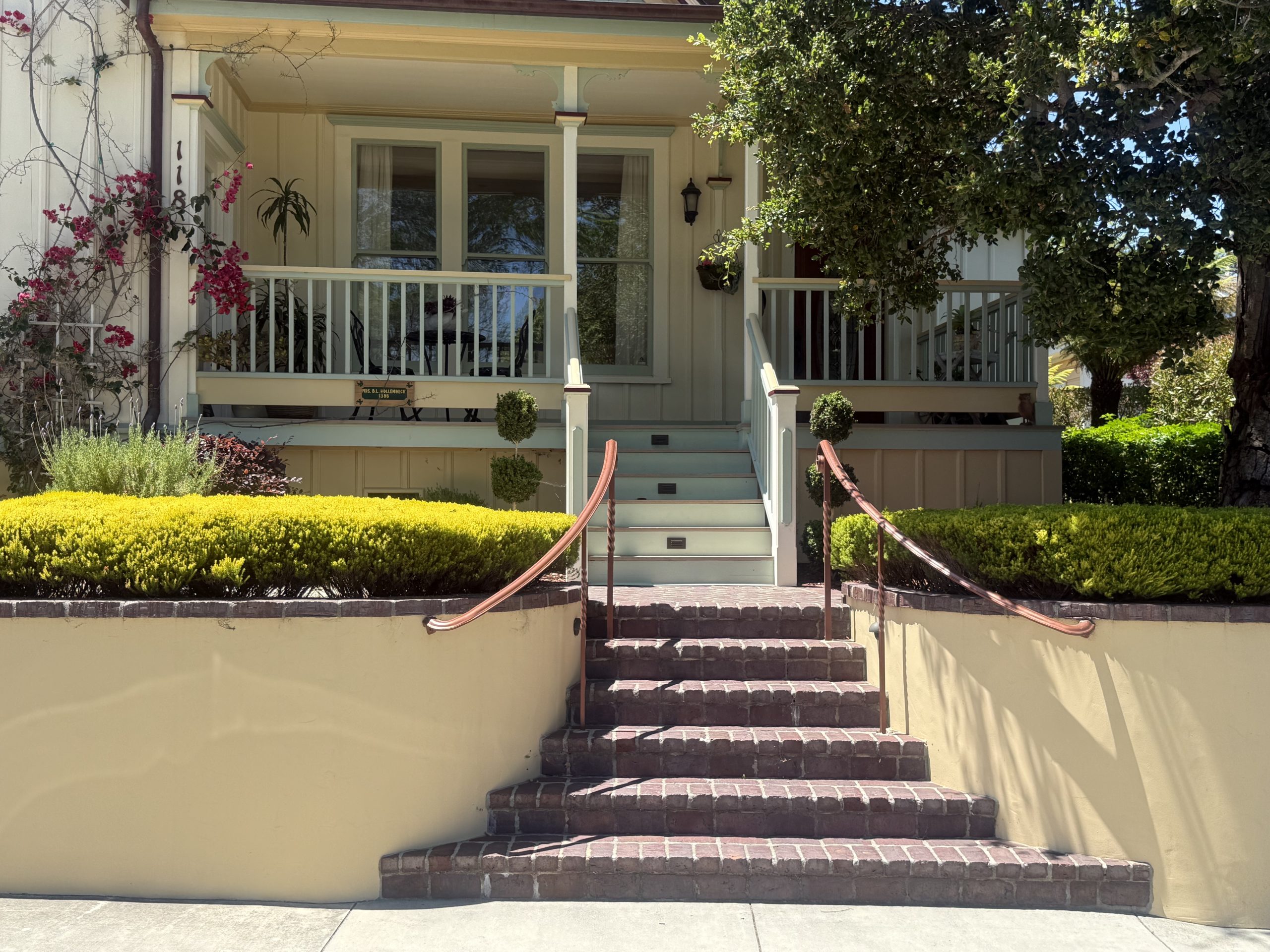 Pacific Grove, City of Homes, #39: 118 Caledonia Avenue