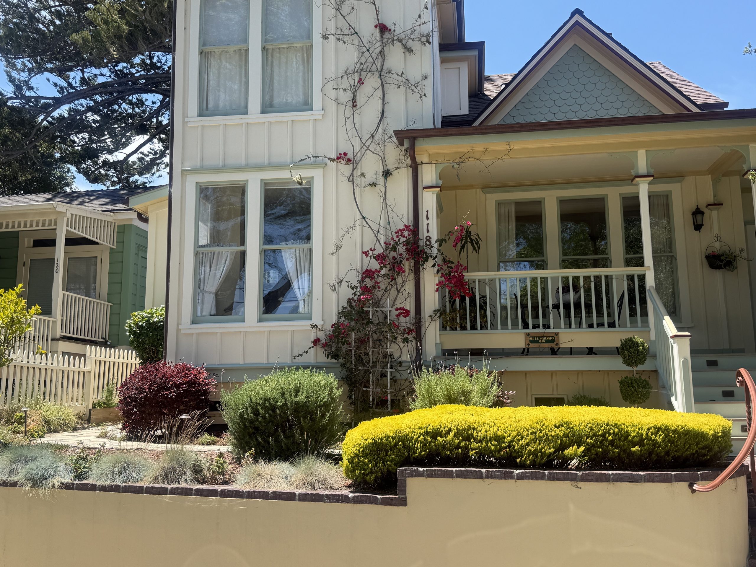 Pacific Grove, City of Homes, #39: 118 Caledonia Avenue