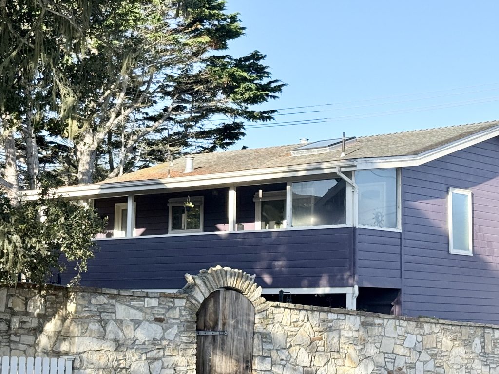 Detached guest house